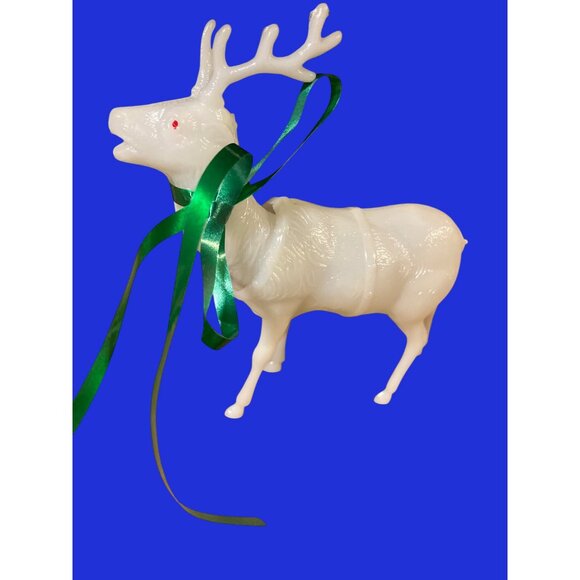 Vintage White Deer Bobblehead Figurines With Green Ribbons & Red Eyes - Picture 2 of 7